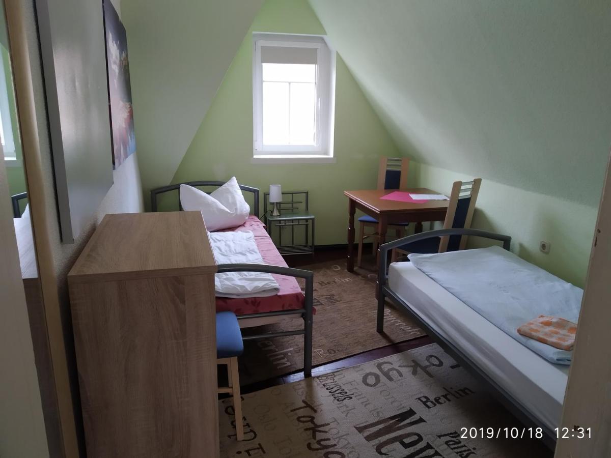 Privatzimmer Siebenlehn ภายนอก รูปภาพ